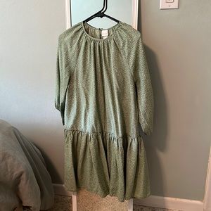 H&M flouncy balloon sleeve ruffle dress